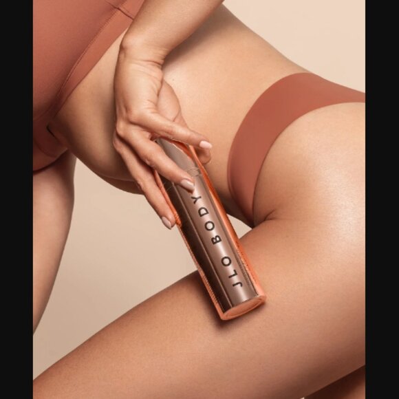 NIP Jlo Body Tighten + Tease Ultimate Body Serum Full Size Retail Price $60.00 - Picture 2 of 5